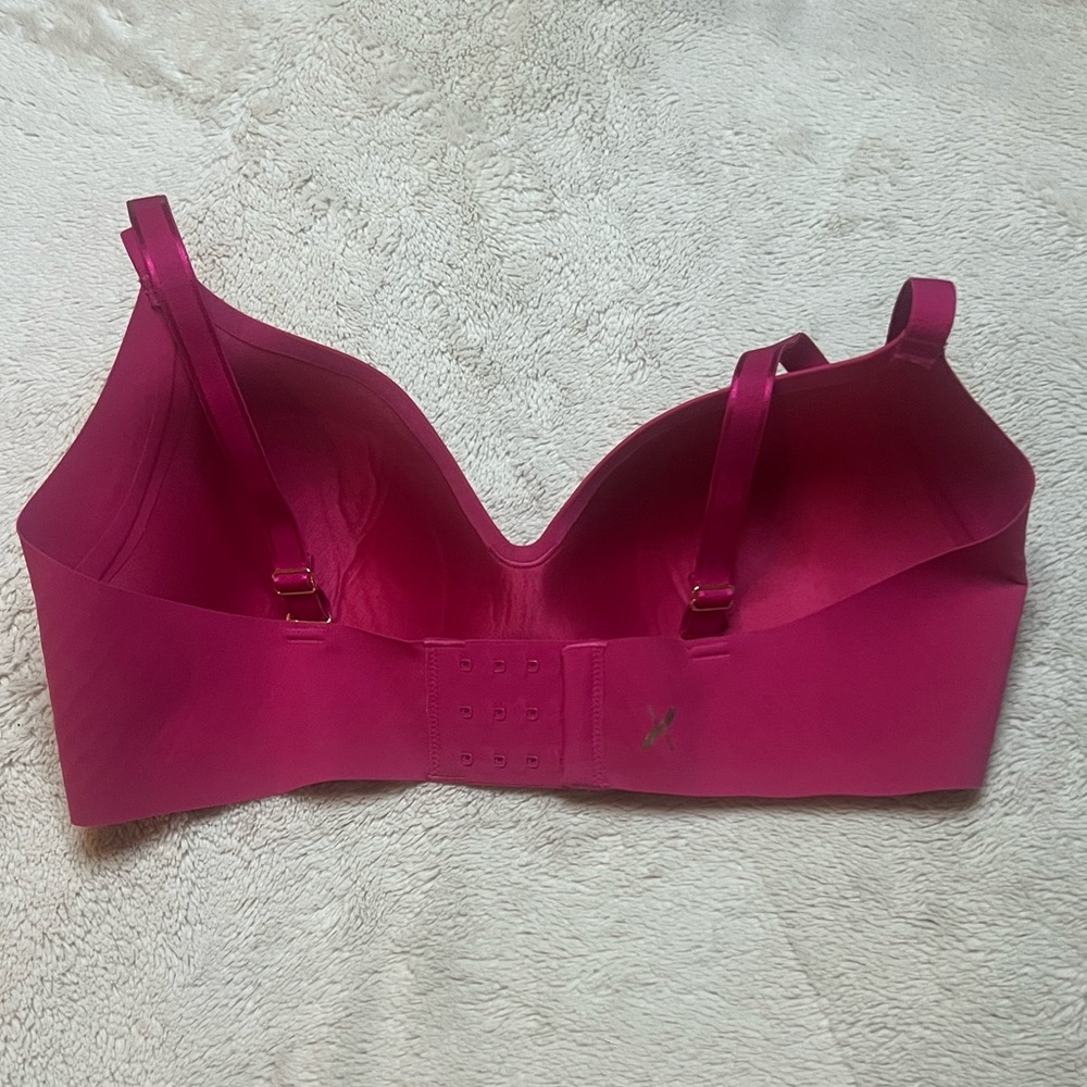 Knix Deep Pink Seamless Bra - Picture 4 of 8